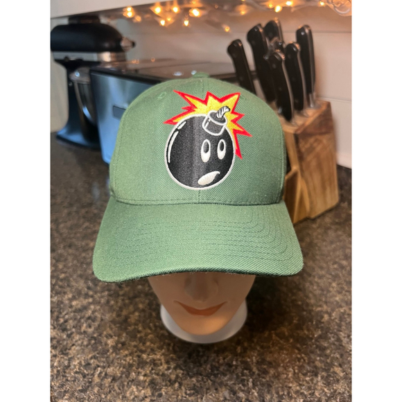 THE HUNDREDS Men’s Green Atom Bomb Baseball Hat - Picture 5 of 8
